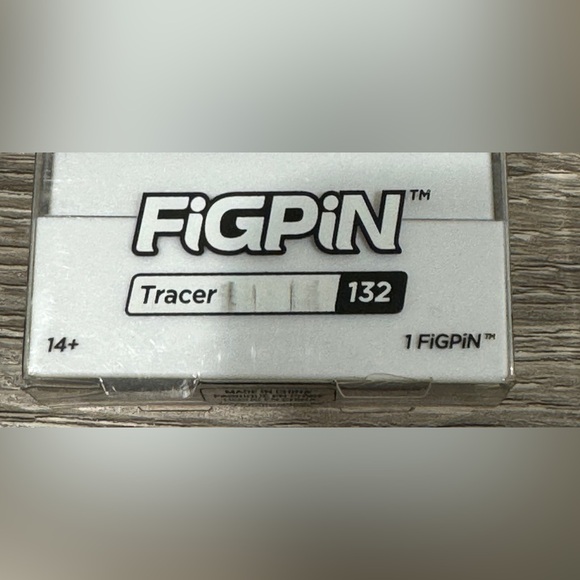 Overwatch Tracer Figpin 132 New in Box - Picture 4 of 9